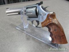 Smith & Wesson
