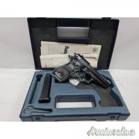Beretta 84 .380 ACP  | 9x17mm Browning Short