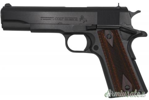 Colt Government 5" Nera .45 ACP
