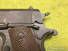 Colt 1911A1, 1942, Sportiva, .45 ACP Colt 1911A1, 1942, Sportiva, .45 ACP