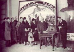 CATENINA DI PROPAGANDA DEL REGIME FASCISTA ANNI ‘30 CD. “DIEDE ORO ALLA PATRIA” CATENINA DI PROPAGANDA DEL REGIME FASCISTA ANNI ‘30 CD. “DIEDE ORO ALLA PATRIA”