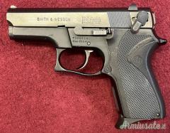 Smith & Wesson 6904 9x21mm IMI