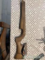 Calciatura in noce air arms