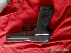 SIG-Sauer P220 .45 ACP