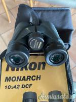 Binocolo Nikon Monarch 10 x 42.