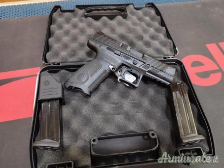 Beretta MOD. APX A1 CAL. 9x21 (NUOVA) (VEDI LA DESCRIZIONE)