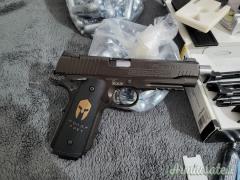 SIG-Sauer Spartan 1911 4.5/.177 lotto completo