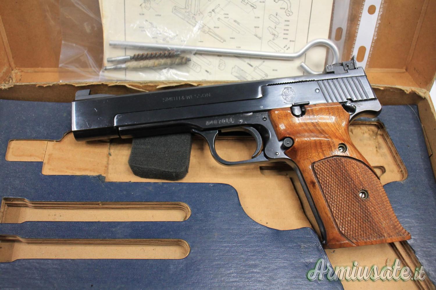Smith & Wesson Smith & Wesson
