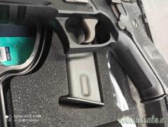 SIG SAUER P226 NAVY SEAL cal. 9x21
