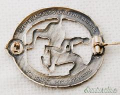 Distintivo d'epoca nazista “DEUTSCHES REITERABZEICHEN” di 2^ classe in grado “ARGENTO”