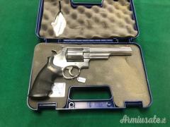 Smith & Wesson