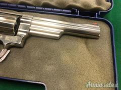 Smith & Wesson