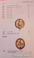 Distintivo d'epoca nazista “DEUTSCHES REITERABZEICHEN” di 1^ classe in grado “ORO