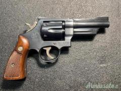 Smith & Wesson