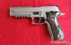 SIG-Sauer p 226 x five 9x21mm IMI