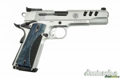 Smith & Wesson