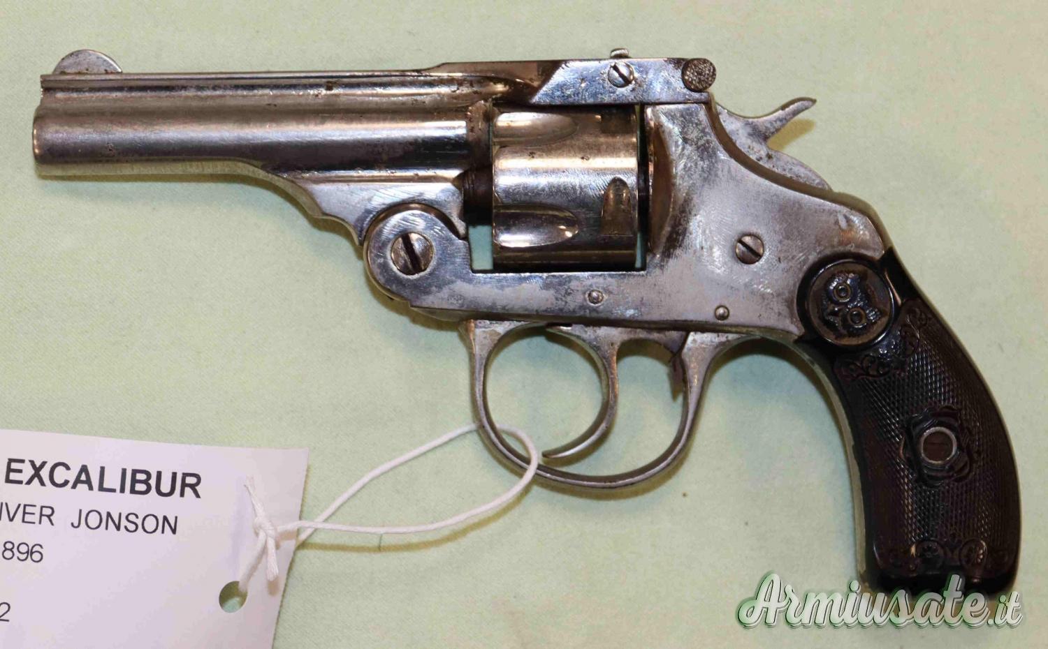 Revolver Iver Johnson's Mod. 1896 Cal. 32 Revolver Iver Johnson's Mod. 1896 Cal. 32