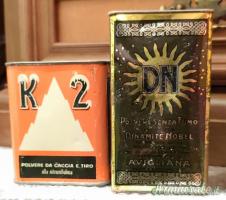 Scatole vintage vuote per polvere da sparo DN e K2