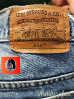 Jeans provenienza campionario Jeans provenienza campionario