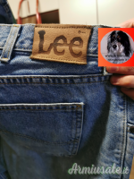 Jeans provenienza campionario