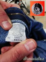 Jeans provenienza campionario
