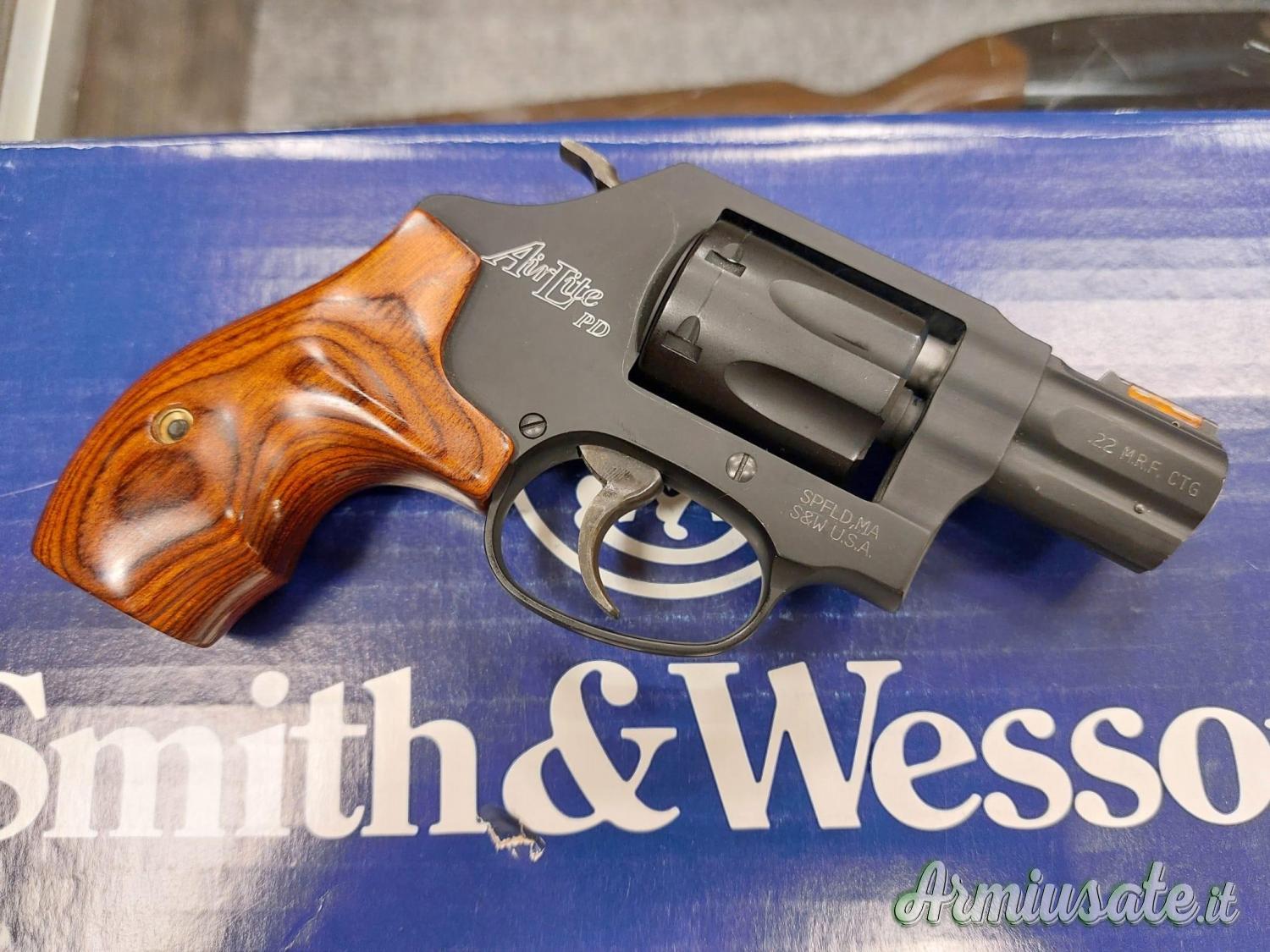 SMITH WESSON 351 PD .22 MAGNUM SMITH WESSON 351 PD .22 MAGNUM