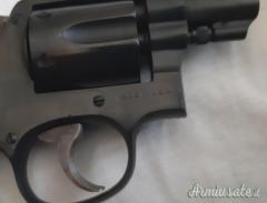 Smith & Wesson