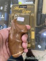 IMPUGNATURA PER REVOLVER COLT MOD. DETECTIVE DELLA HOGUE