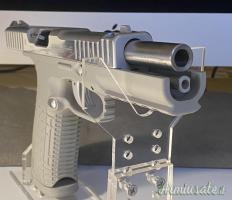 Arsenal Strike One 9x21mm IMI