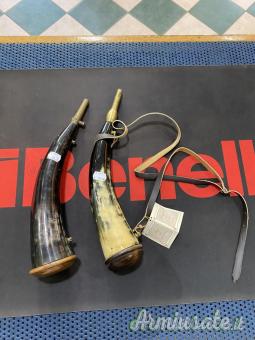 CORNO DI MONTONE PER RICARICA FUCILE O PISTOLA AD AVANCARICA (VEDI LA DESCRIZIONE)