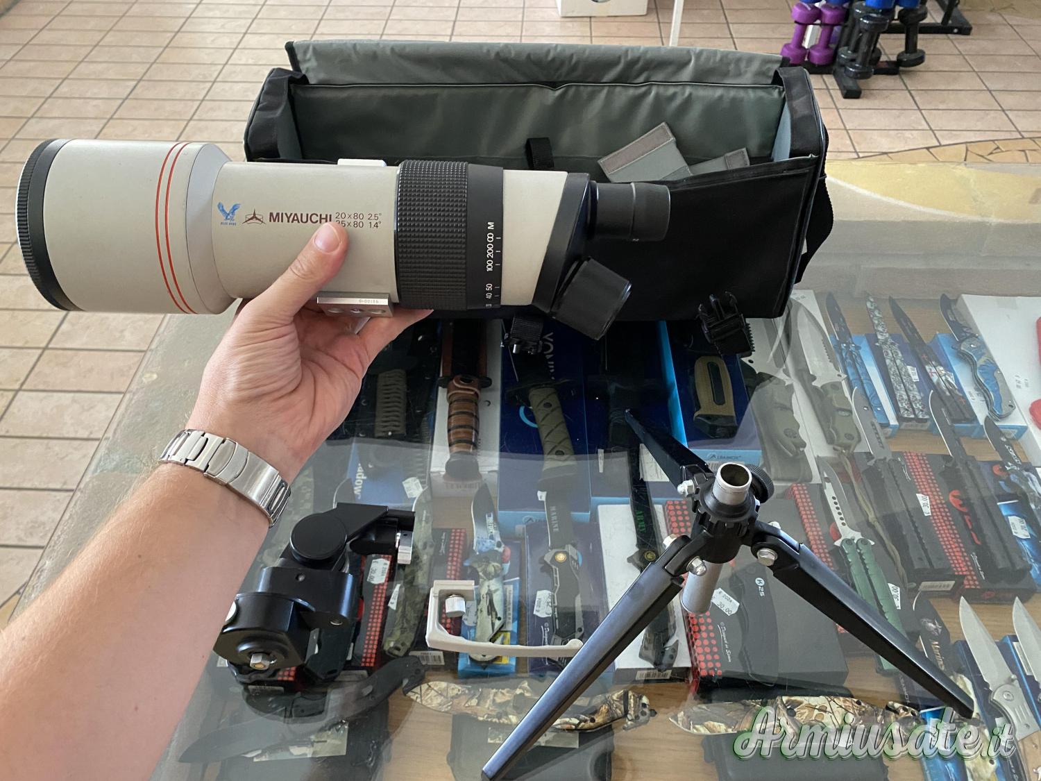 SPOTTER MARCA MIYAUCHI 20X80 (USATO IN BUONE CONDIZIONI) (VEDI LA DESCRIZIONE) SPOTTER MARCA MIYAUCHI 20X80 (USATO IN BUONE CONDIZIONI) (VEDI LA DESCRIZIONE)