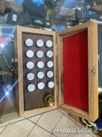 SCATOLA DI BOTTIGLIETTE IN VETRO PER POLVERE DA SPARO PER RICARICA ARMI AD AVANCARICA (NUOVO)