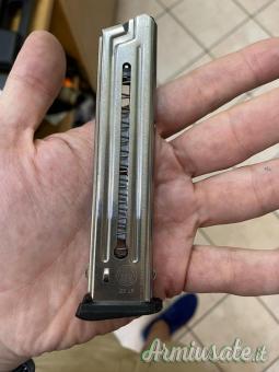 per PISTOLA marca s&w mod. 22a/s cal. 22lr da 10 colpi