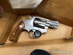 Smith & Wesson