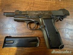 HI POWER mod. 1935 Replica inerte by Nakata