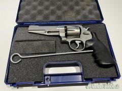 Smith & Wesson performance center 8 colpi .357 Magnum  |  9x31mmR  | .353 Casull