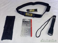 Mini Mag Lite AA Con Accessori