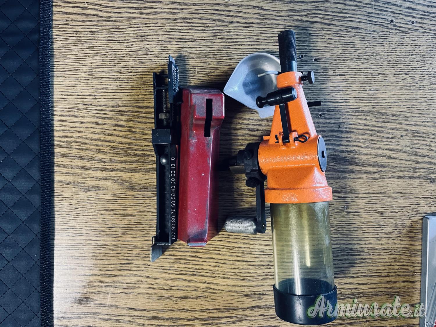 Bilancina + dosatore Leeman Bilancina + dosatore Leeman