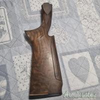 Vendo ottimo calcio e astina Beretta DT11