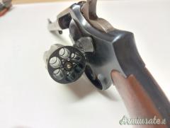 Revolver marca Smith and Wesson mod. 38/200 British Service, cal. 38/200 (38 SW)