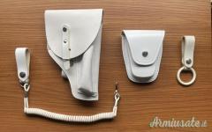 Cinturone con spallaci completo di buffetteria