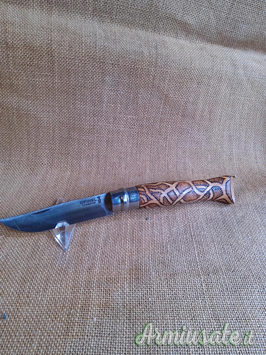 Coltello Opinel nr. 9 pirografato Coltello Opinel nr. 9 pirografato
