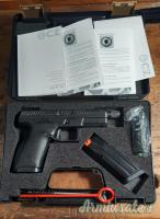 CZ | Ceska Zbrojovka P-10 C OR SR 9x19mm Parabellum | Luger | NATO