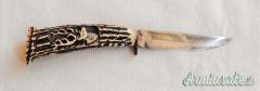Coltello con impugnatura in corno di cervo realizzato da artigiani tedeschi di Solingen anni '50-'60