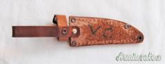 Coltello con impugnatura in corno di cervo realizzato da artigiani tedeschi di Solingen anni '50-'60
