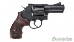 Smith & Wesson