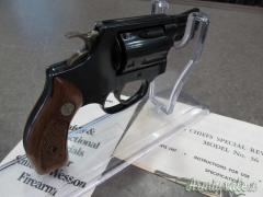SMITH & WESSON 36 CHIEF SPECIAL CAL 38 SPL RIF S386