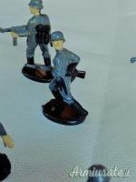 Manipolo di 11 soldatini tedeschi del “WEHRMACHT” della serie “Atlantic” in scala 1:32 anni '70