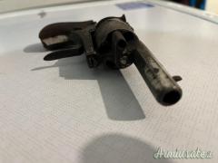 ...Altro | Non elencato Revolver