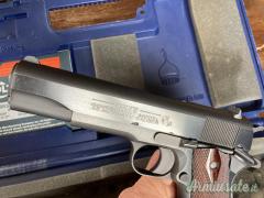 Colt 1911 gov mod .45 ACP